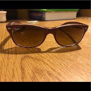 Ray- Ban Burgundy sunglasses